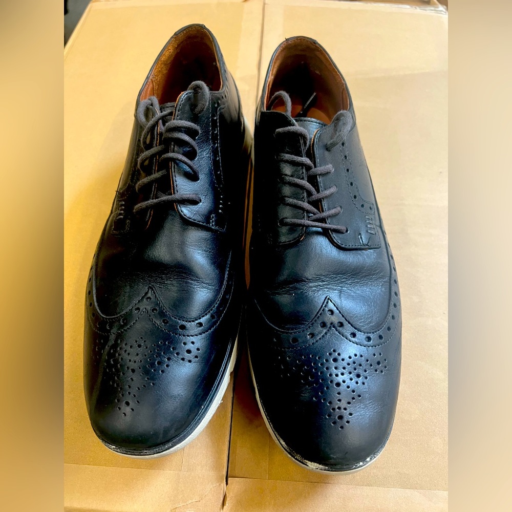 Timberland oxfords. Wore them hand full of times